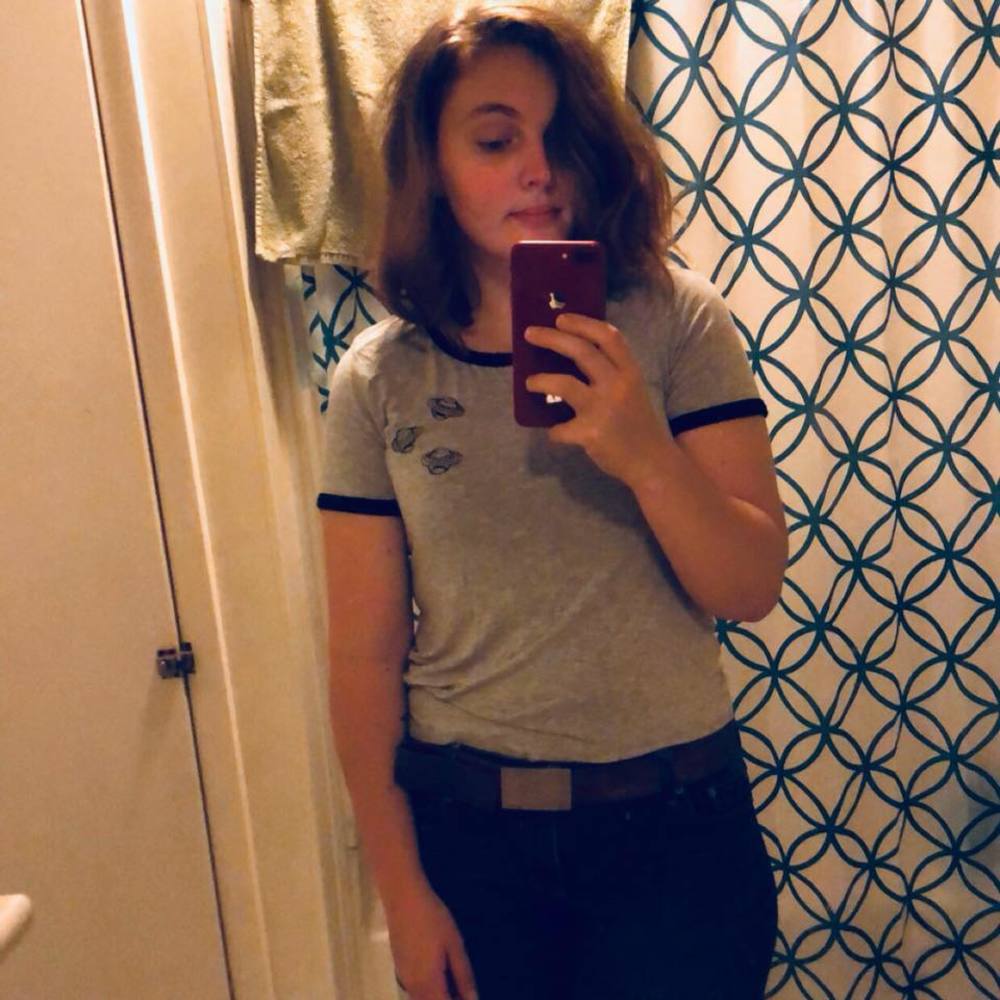 Meet your Posher, Elyssa